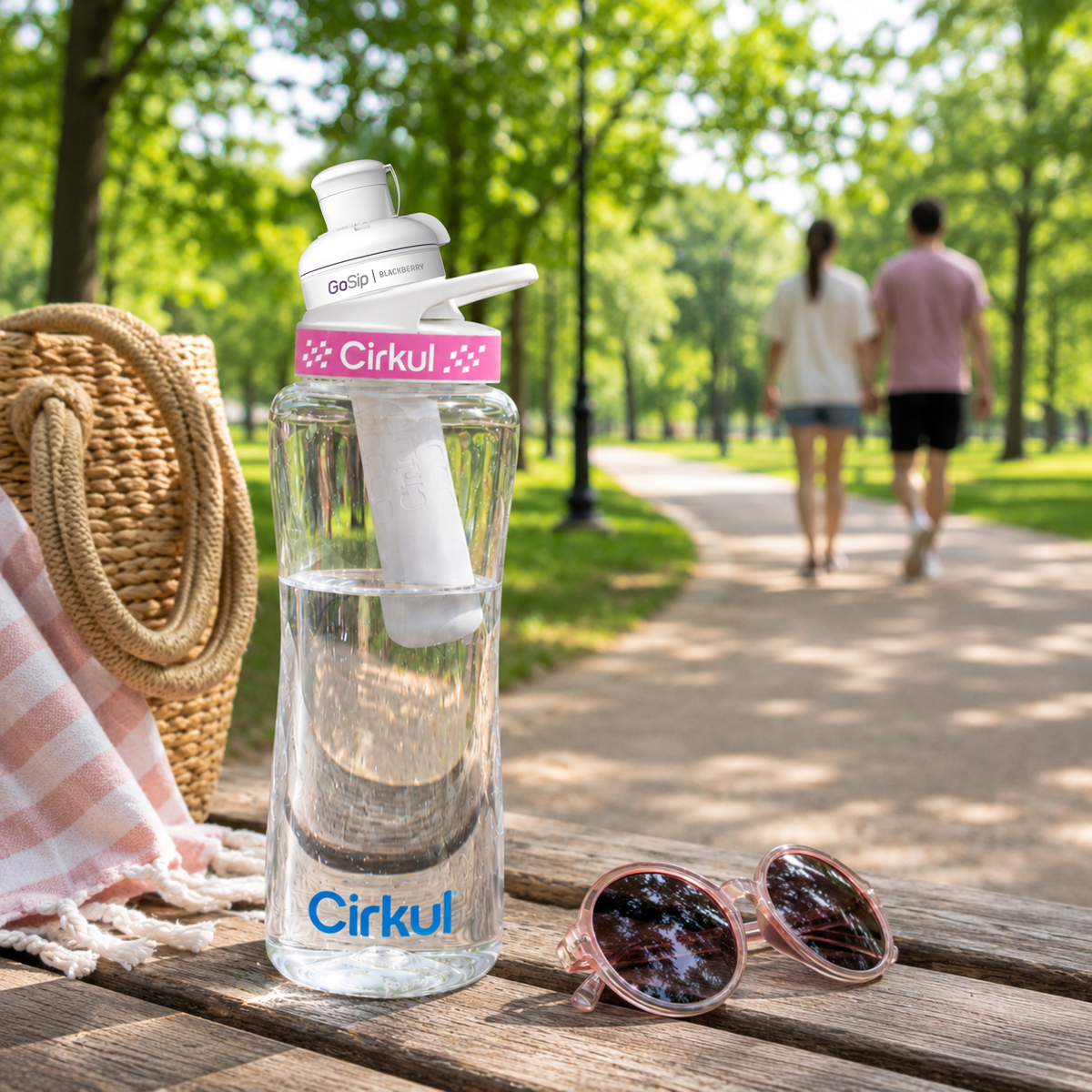 32oz. Plastic Bottle & Comfort Grip Lid - US 4900