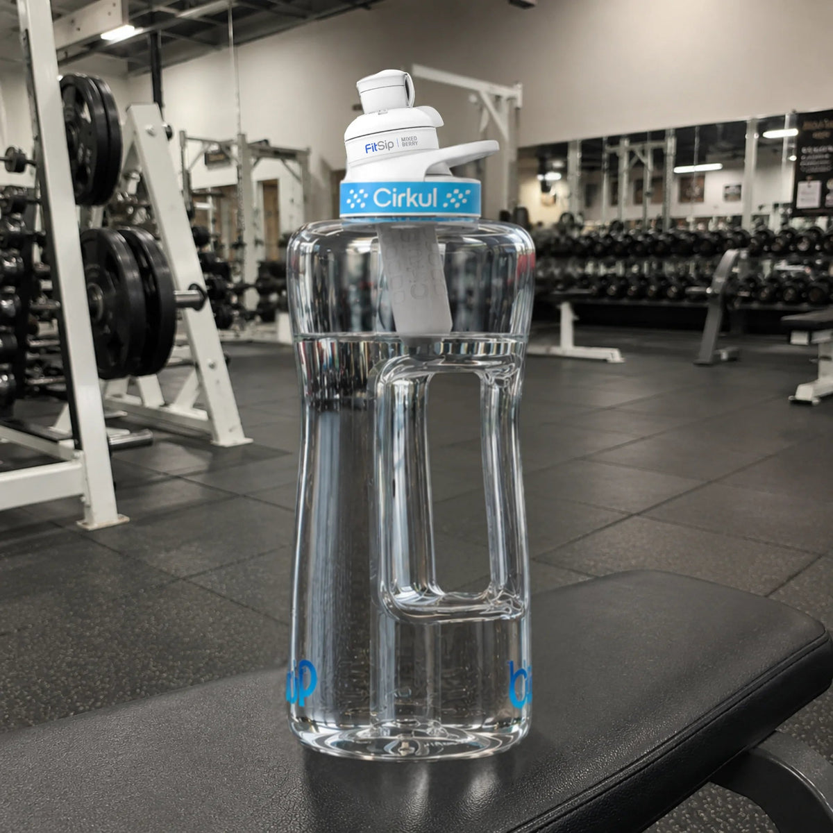 62oz. Plastic Bottle & Comfort Grip Lid - US 3723